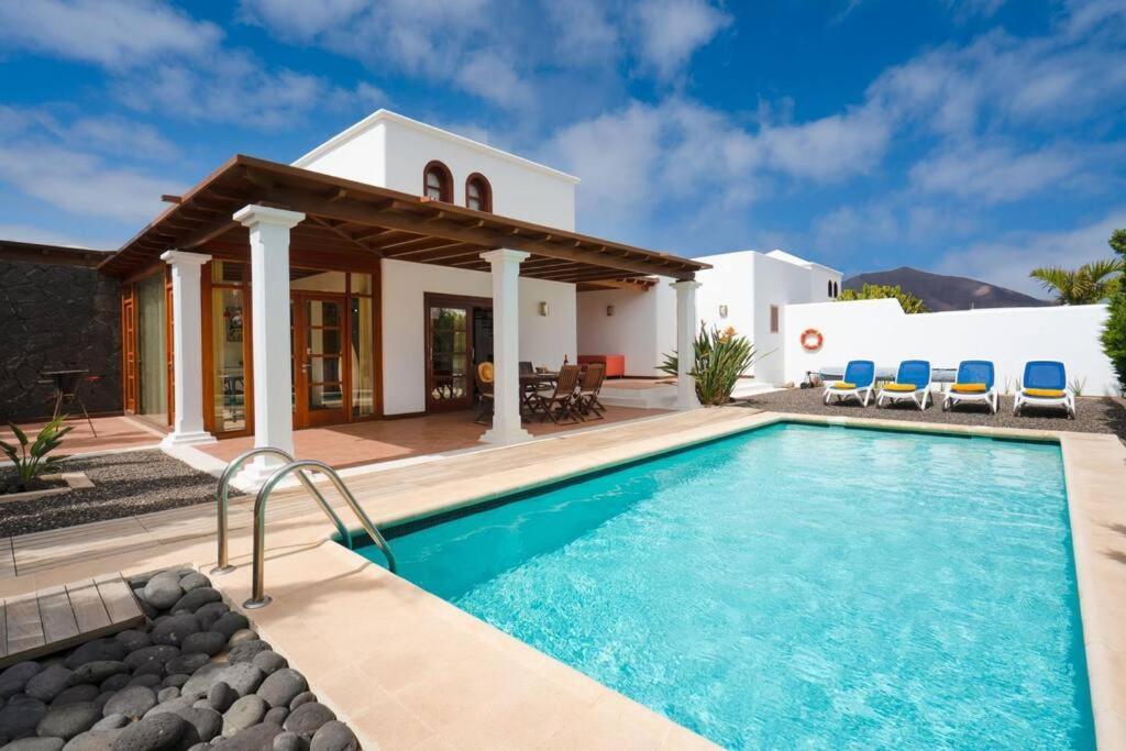 Jameos Playa Blanca (Lanzarote)